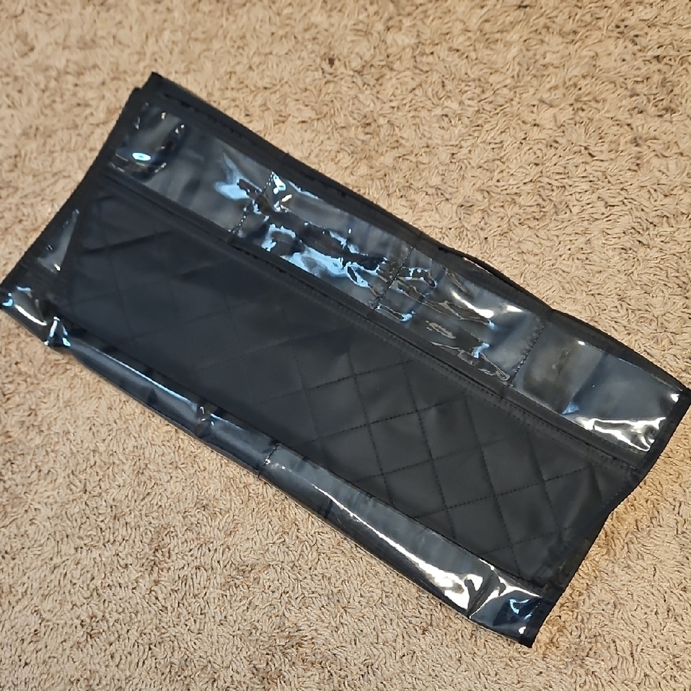 Mary Kay Hanging Travel Organizer - Picture 6 of 9